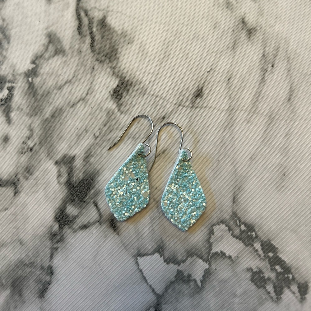 Leather Earrings - Raindrop Shaped Light Blue Sparkle